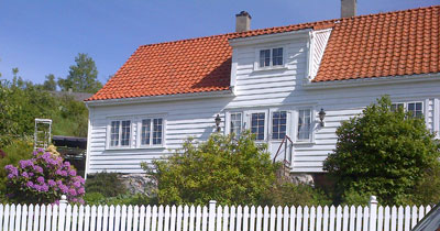 The old farm house at Fatland farm, Halsnøy Island